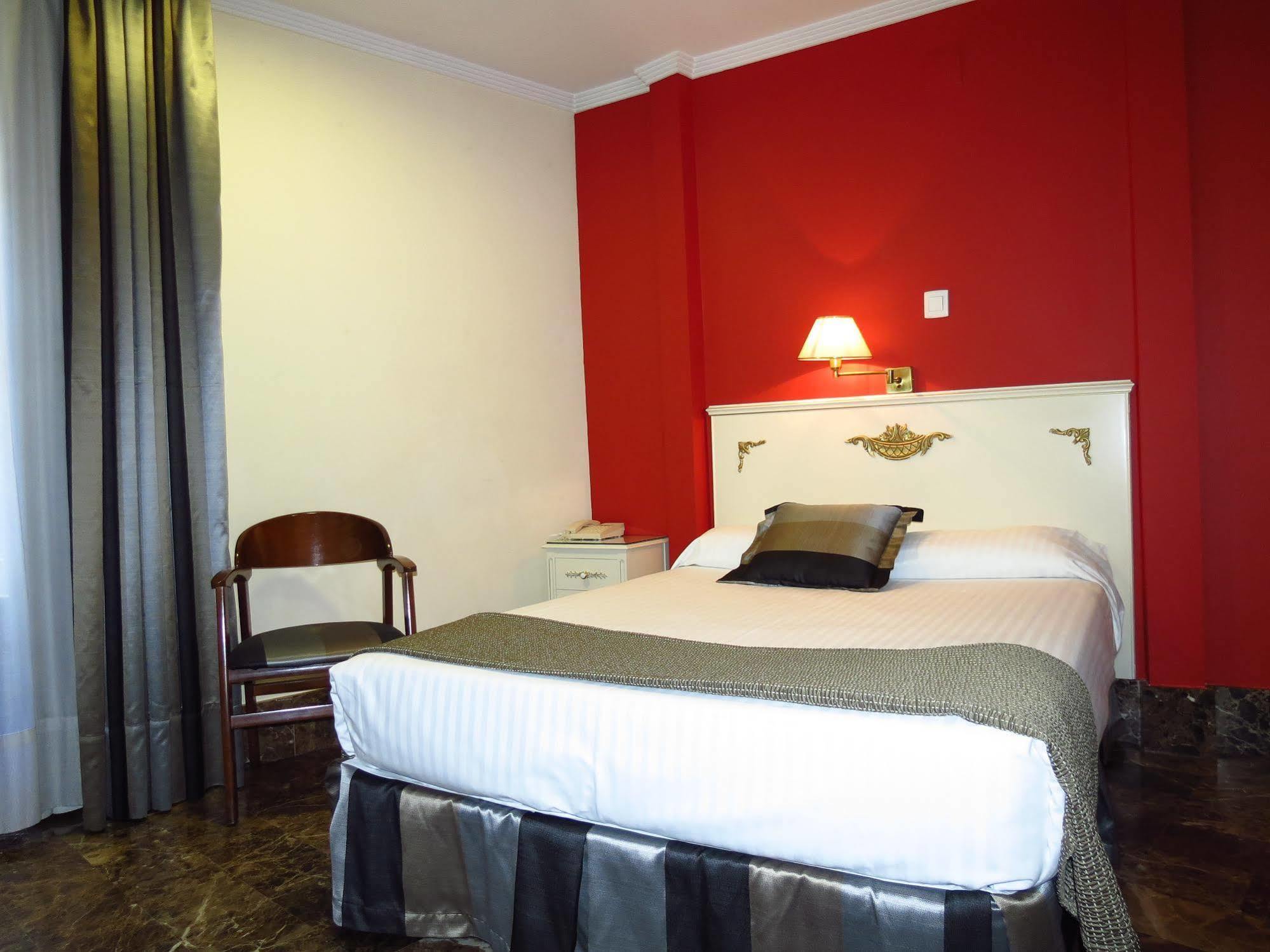 Hotel Boutique Catedral Valladolid Zimmer foto